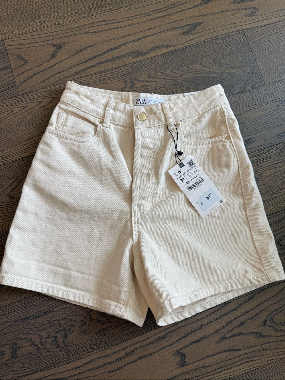Zara Cream “Mom shorts” High-Rise Denim Shorts